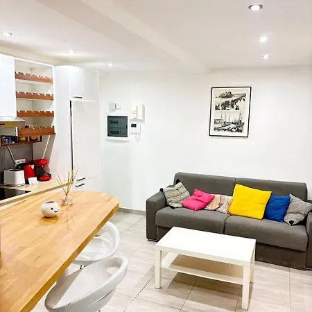 Apartment Elegant T2 Climatise Vieux Garibaldi